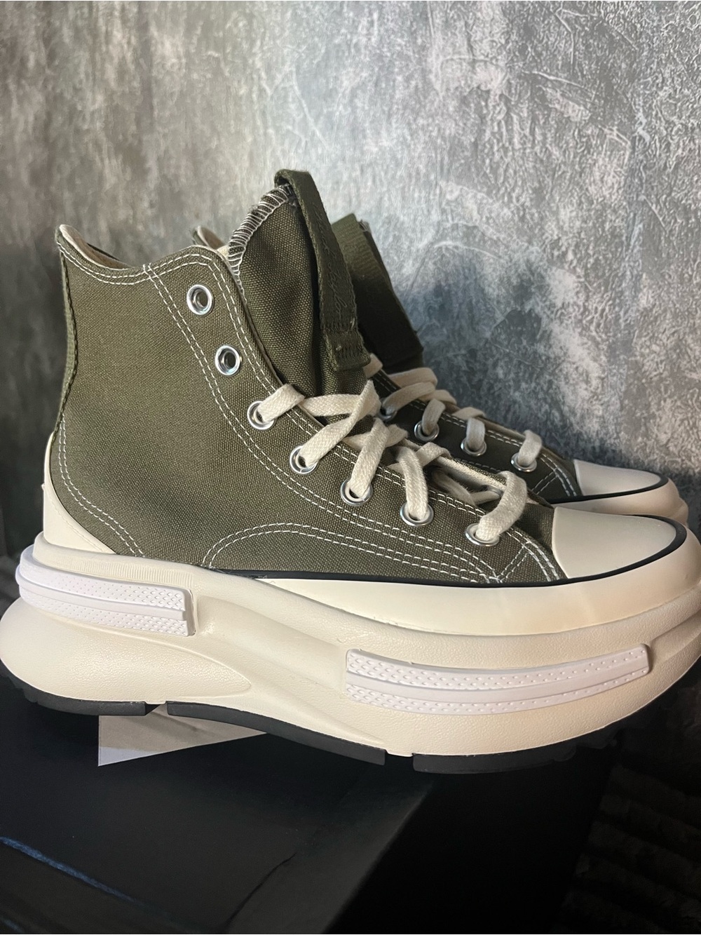 Olive Green High-Top Platform Canvas Sneakers Converse Chuck Taylor new